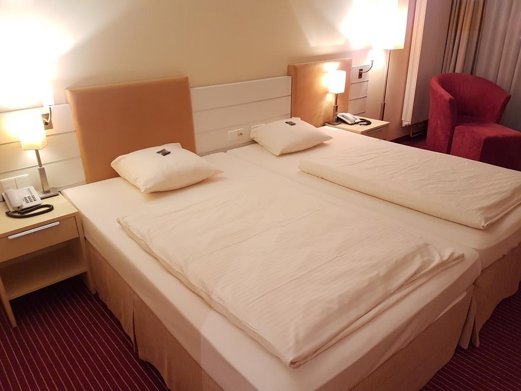 Gastehaus Am Rptc Otel Münih Dış mekan fotoğraf