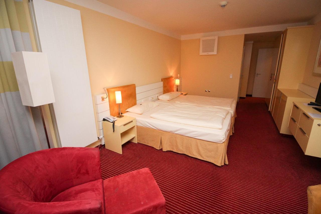 Gastehaus Am Rptc Otel Münih Dış mekan fotoğraf